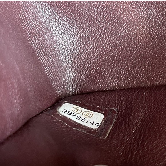 Chanel medium classic flap bag black caviar - Picture 15 of 15